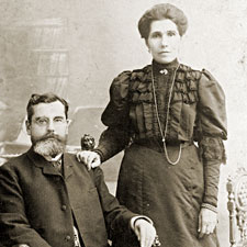 Антон Андреевич с супругой Александрой Васильевной